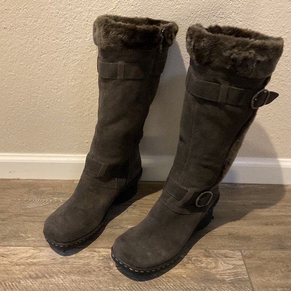 NWT BareTraps tall wedge boots - Picture 1 of 5